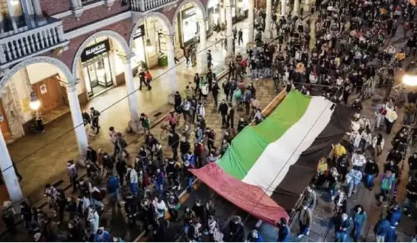 Torino, violenze nei cortei pro Palestina: maxi operazione della polizia all’alba