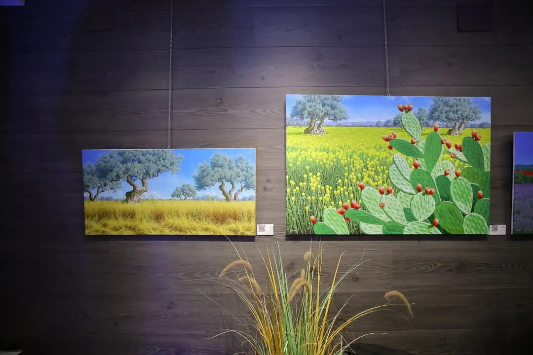  Al “Centro d’arte Raffaello” fino al 20 dicembre “La terra al centro”, personale del maestro Navarra