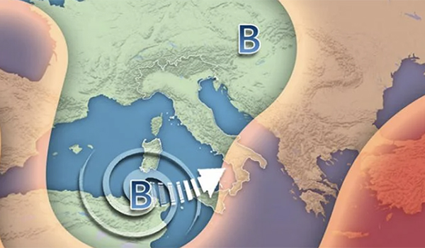 Meteo Italia: doppio vortice mediterraneo tra venerdì e weekend, maltempo in arrivo al Centro-Sud