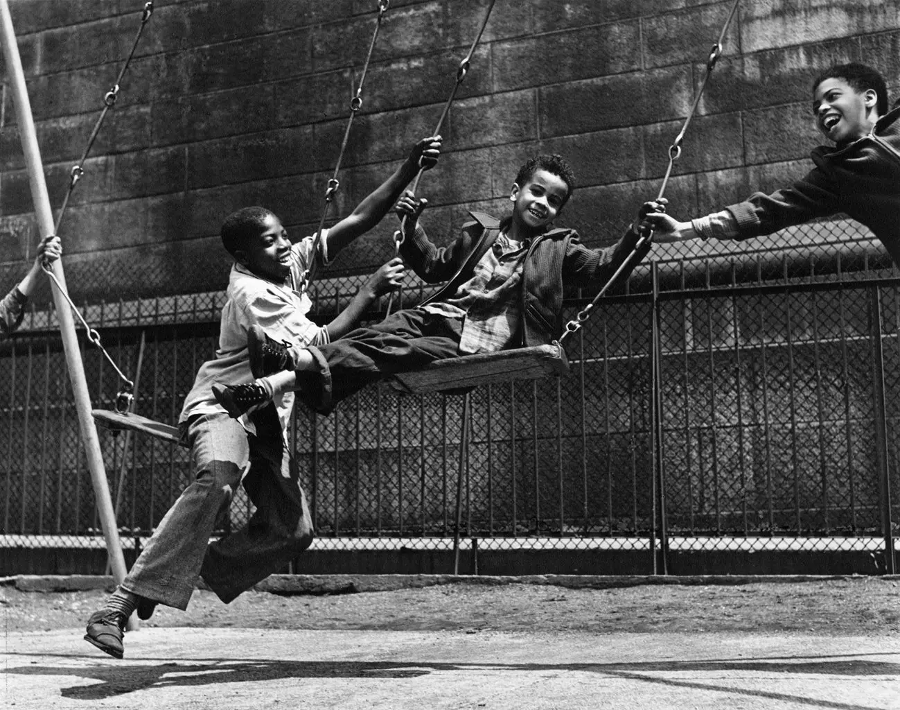 Milano saluta Walter Rosenblum. Ultimi due giorni per “Il mondo e la tenerezza”  