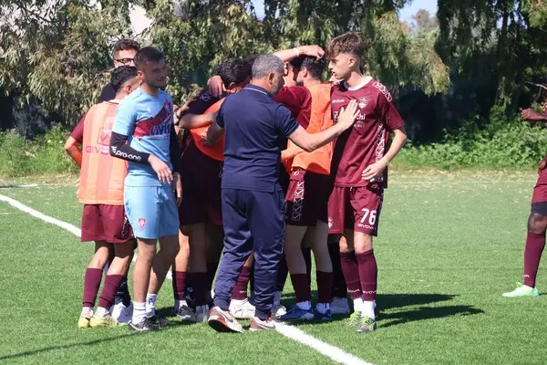 Ardore: la Deliese vince 2-1 in trasferta e attende lo spareggio contro il Gioiosa Jonica per la vittoria del campionato.