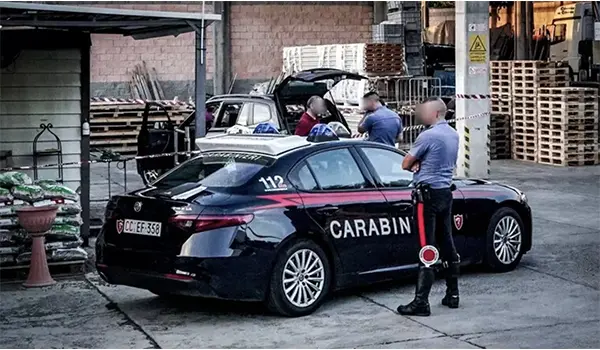 Tragedia a Collegno: ottantenne uccide la moglie e si toglie la vita