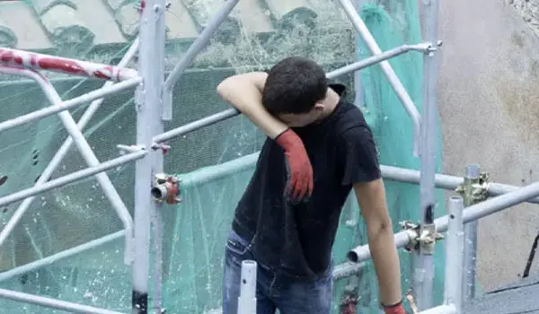 Caldo estremo, ecco le regioni che vietano il lavoro all’aperto nelle ore più calde