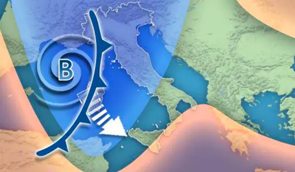 Meteo weekend in Italia: perturbazione atlantica in arrivo con piogge, rovesci e neve sulle Alpi
