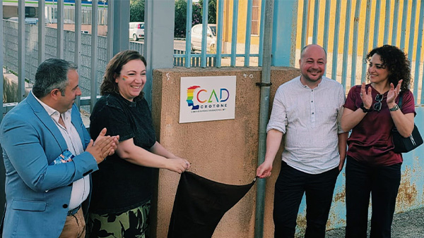 Crotone, inaugurato lo sportello CAD per la comunità LGBTQIA+