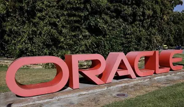 OpenAI e Oracle: maxi accordo da 300 miliardi per l’Intelligenza Artificiale