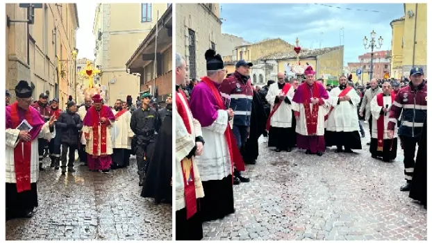 “La Croce non abbandona le famiglie”: il messaggio dell’Arcivescovo Claudio Maniago nella Naca