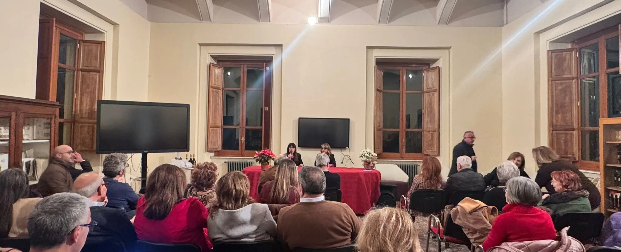 “Discute la città”, Bianca Rende riunisce i comitati e avvia un dialogo permanente con i quartieri