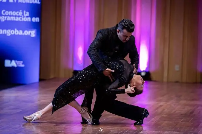 AMA Calabria, a Catanzaro è protagonista la passione con “Buenos Aires Tango Emotion”