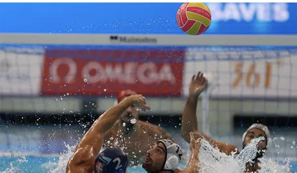 Italia-Serbia 17-16: il Settebello vola ai quarti ai Mondiali di Pallanuoto 2025