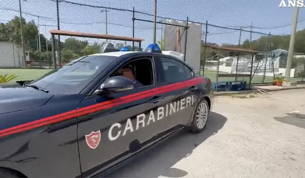 Giugliano, accoltellato un quindicenne dopo una lite per una partita di calcio: arrestato un 18enne