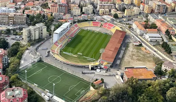 “Stadio Ceravolo”, ok della giunta alla variazione di bilancio: via libera ai 9 milioni regionali