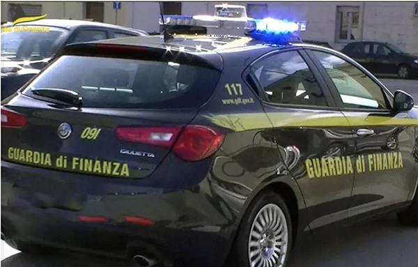 Truffa sulle protesi acustiche in Calabria: indagine tra Catanzaro e Lamezia, sequestrate tre aziende