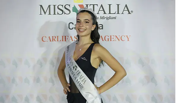 Miss Italia Calabria ha incoronato Miss città di Praia a Mare 2025