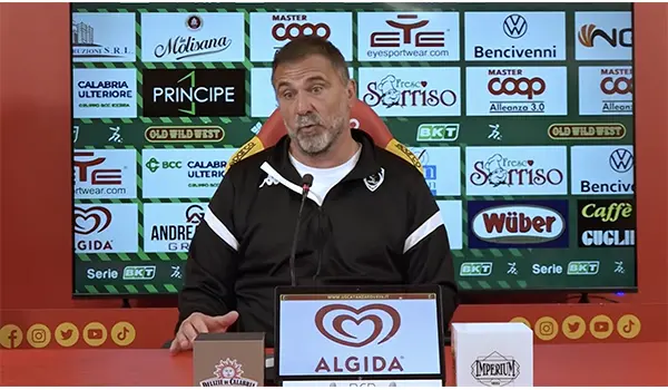Catanzaro travolgente sullo Spezia 4-2: le parole di D’Angelo nel post partita. Video