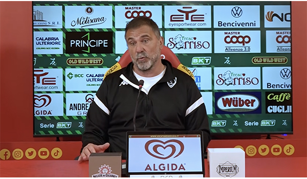 Catanzaro travolgente sullo Spezia 4-2: le parole di D’Angelo nel post partita. Video