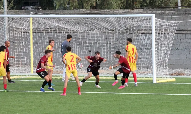 Africo-Calcio: Pareggio giusto nel derby tra Bovalinese e San Luca (1-1)