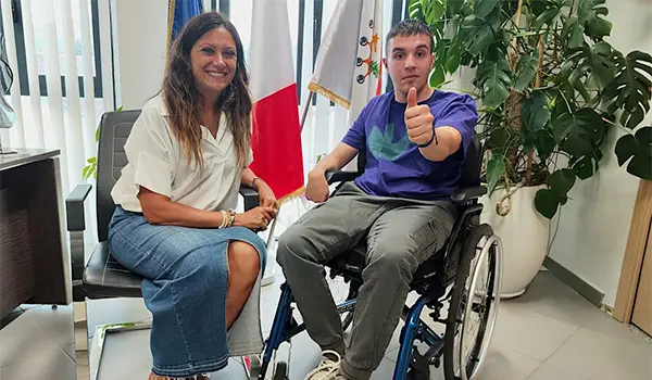 San Giovanni in Fiore, il giovane Elia simbolo di speranza: dopo l’incidente mortale in bici rappresenta la Calabria che non si arrende