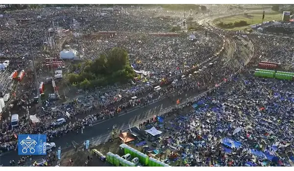 Giubileo 2025: a Tor Vergata i giovani accendono la fede – tra canti, sport e condivisione (Video)