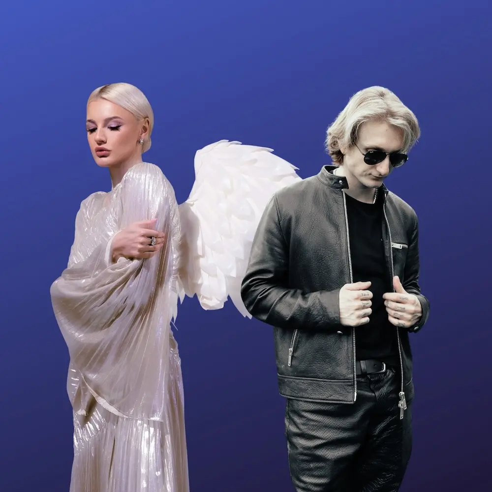 Love Ghost – è uscito il singolo “Plastic Hearts” in collaborazione con Angel Vox