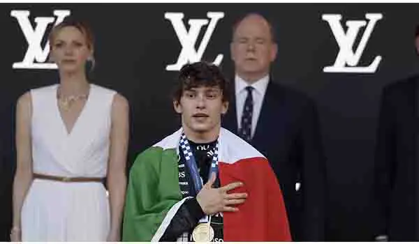 Antonelli conquista Monaco e scrive la storia della Formula 1