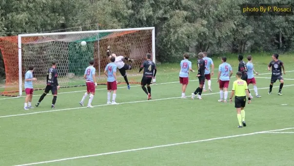 Ardore: gli amaranto tornano alla vittoria. Travolgente vittoria contro il Taverna (4-1).