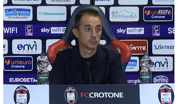 Crotone travolto dal Latina 2-5: Longo duro in conferenza. Video