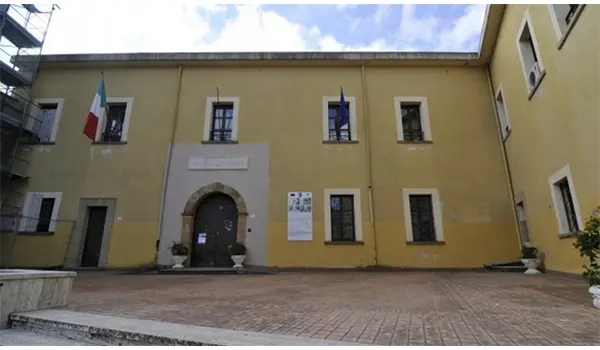 Cutro: arriva il commissario prefettizio Zaccaria Sica dopo lo scioglimento del Consiglio comunale