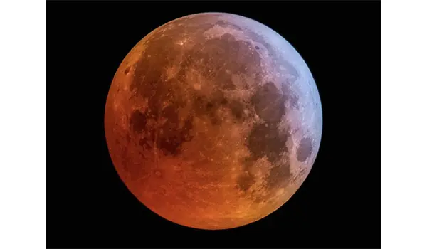 LIVE. Eclissi totale di Luna 2025: la “Luna rossa” visibile dall’Italia il 7 settembre.