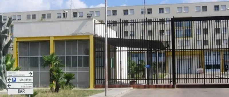 Rumeno 44enne si suicida nel carcere di Lecce