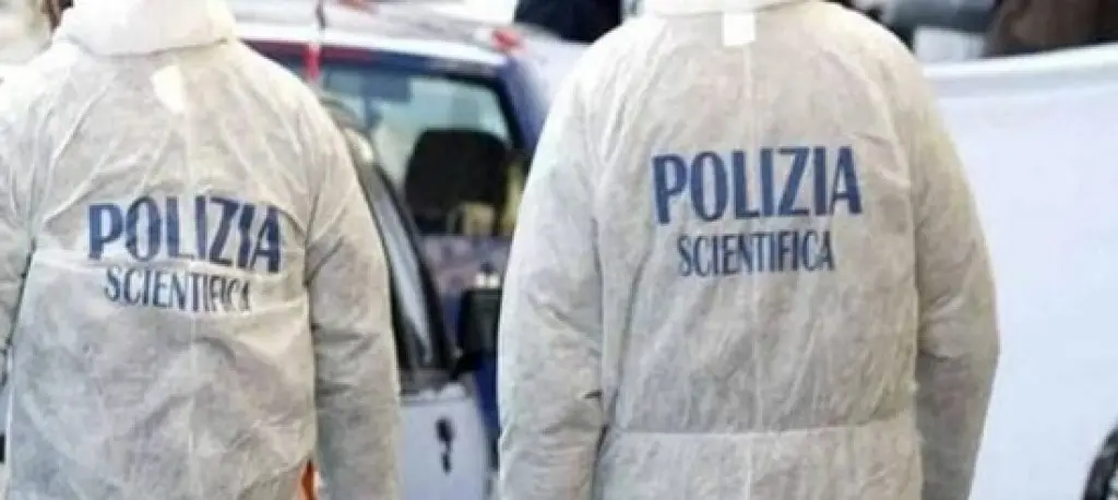 Vercelli, artigiano ucciso con 12 coltellate: è caccia all'offender