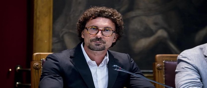 Autostrade pubblica sul suo sito la Convenzione. Toninelli rivendica il suo intervento.