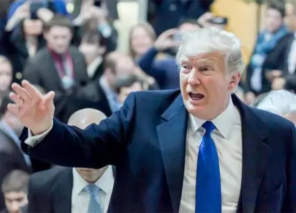 Intervista a Donald Trump: "Con un mio impeachment i mercati crollerebbero".