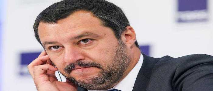 Salvini: "Gli sbarchi di immigrati sono diminuiti"