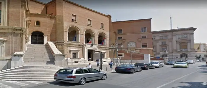 Sgomberata palazzina alla periferia di Foggia