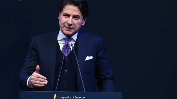 Il premier Conte sui migranti: "Per gestirli è necessario comitato di crisi Ue"