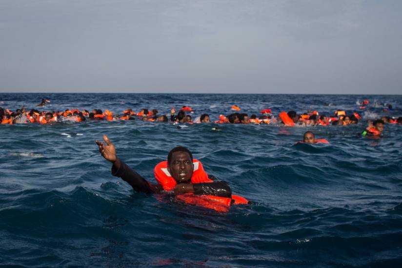 Migranti, Open Arms diretta verso coste spagnole. Botta e risposta tra Ong e Governo