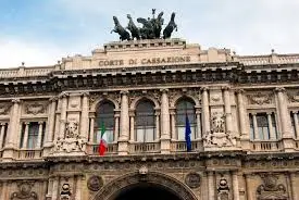 Stupro,Cassazione: "Se la vittima si è ubriacata volontariamente,la violenza resta ma no aggravante"