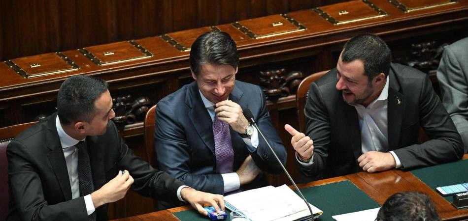 Decreto dignità, Forza Italia: "Dannoso ed affrontato con superficialità"