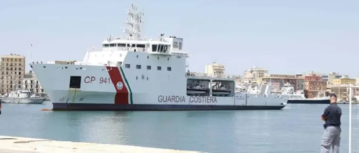 Nave Diciotti: intervento di Mattarella dà il via allo sbarco