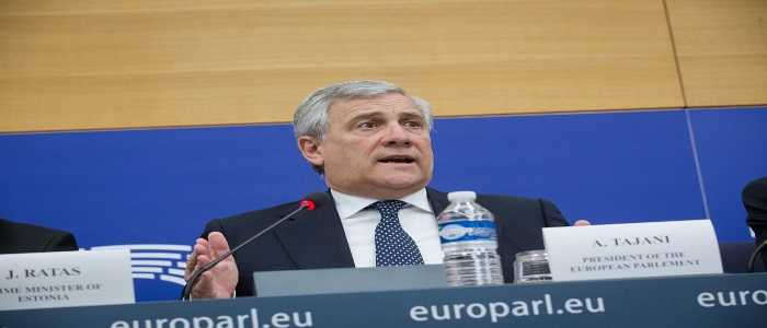 Libia: Tajani a Tripoli incontra Serraj