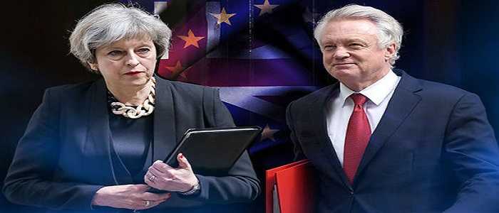 Crisi governo britannico: si dimette il ministro Davis, Mr. Brexit