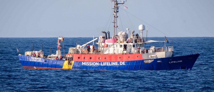 Salvini: Malta apra i porti a Lifeline