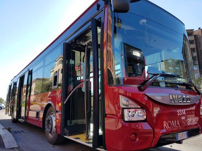 Atac: sugli autobus di Roma arrivano i tornelli