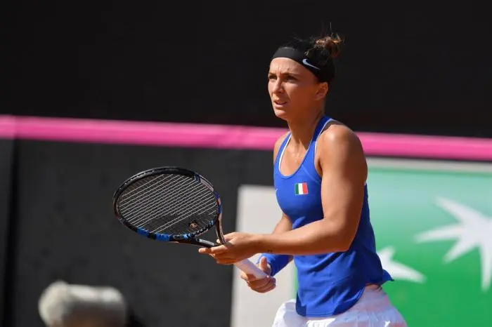 Tennis: dieci mesi di squalifica per Sara Errani