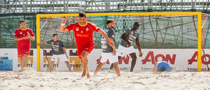 Beach Soccer - Sulla bianca spiaggia del Poetto si alza il sipario sulla Serie Aon 2018