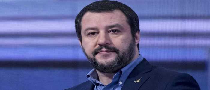 Salvini: stop al business dell'immigrazione clandestina