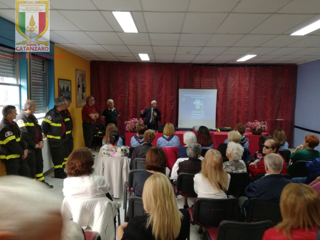 VVF. "Prevenzione incendi e sicurezza negli ambienti pubblici e domestici"