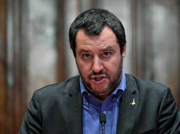 Salvini: "La Lega ha già fatto passi indietro. Stasera indicheremo i nostri ministri a Conte"