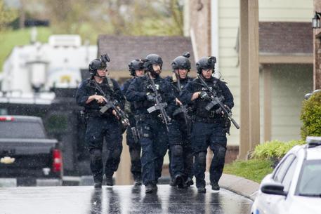 USA: sparatoria in una scuola media